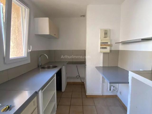 Location Appartement 4 pièces 66 m2 à Aubagne