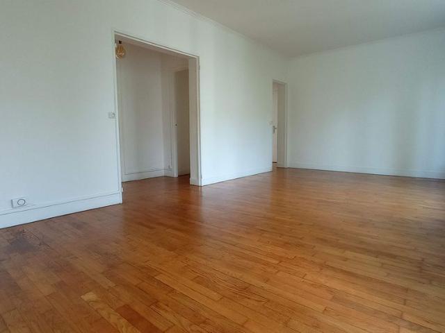 Location Appartement 4 pièces 66m²