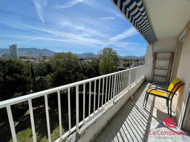 Location Appartement 4 pièces 66m² MARSEILLE 8ème