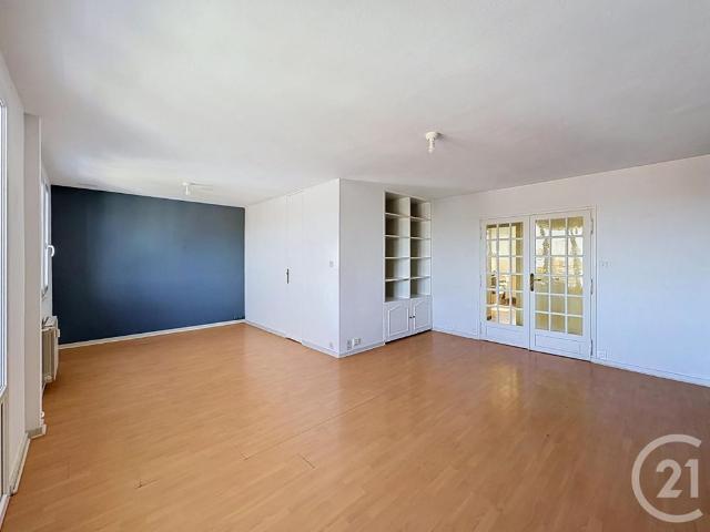 Location Appartement 4 pièces 66m² TROYES 10000