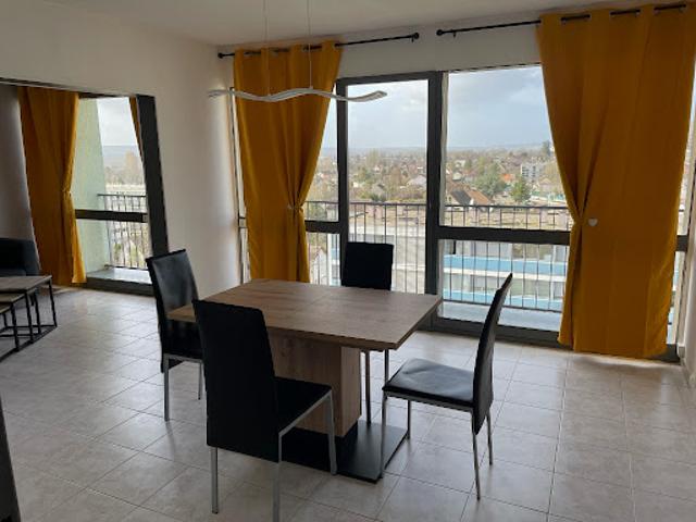 Location Appartement 4 pièces 68.61 m2 Joigny