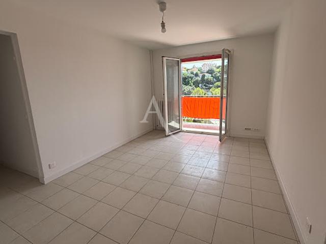 Location Appartement 4 pièces 68.67 m2 Nice
