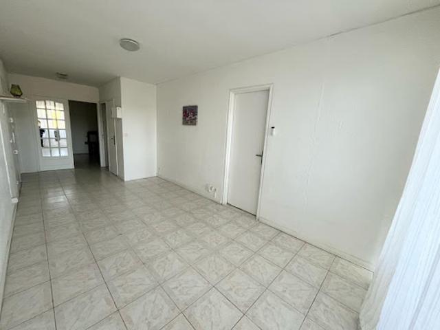 Location Appartement 4 pièces 68.73 m2 Martigues