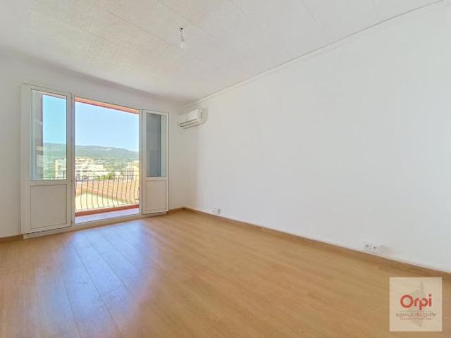 Location Appartement 4 pièces 68.82 m2 Ajaccio