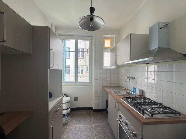 Location Appartement 4 pièces 68m² LYON 6ème