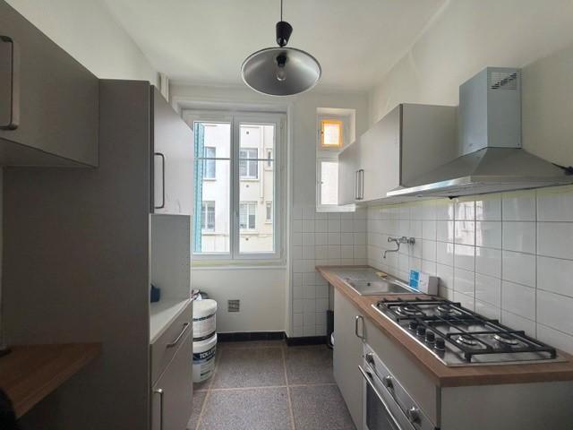 Location Appartement 4 pièces 68m² LYON 6ème