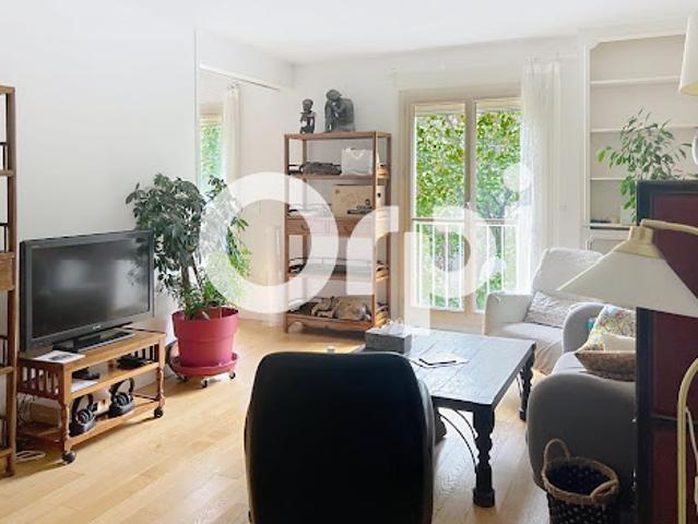 Location Appartement 4 pièces 69 m2 Montrouge