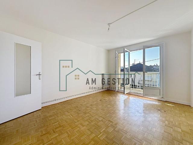 Location Appartement 4 pièces 69m²