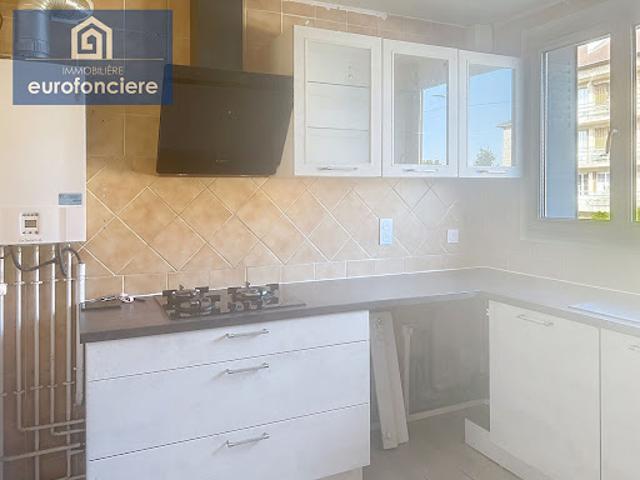 Location Appartement 4 pièces 73.59 m2 Troyes