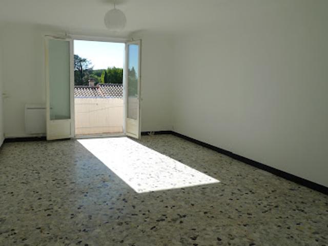 Location Appartement 4 pièces 73 m2 Saint Paul Trois Châteaux