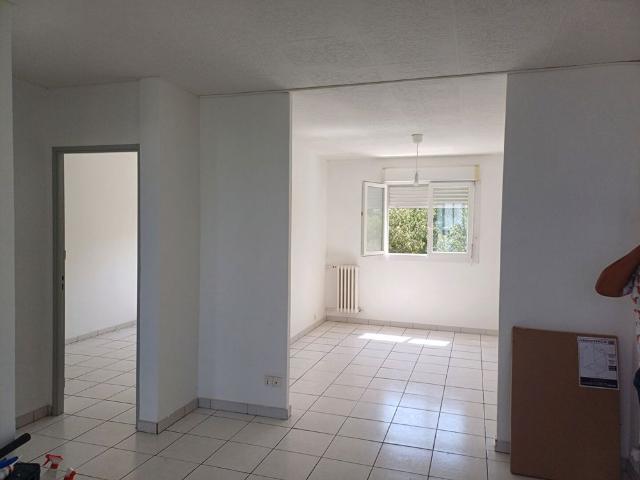 Location Appartement 4 pièces 73m²