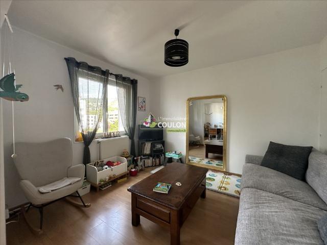 Location Appartement 4 pièces 73m²