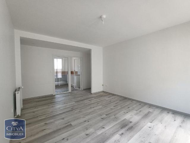 Location Appartement 4 pièces 73m² CHATEAUROUX 36000