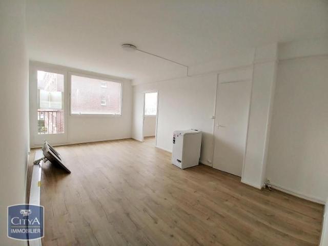 Location Appartement 4 pièces 73m² LILLE 59000