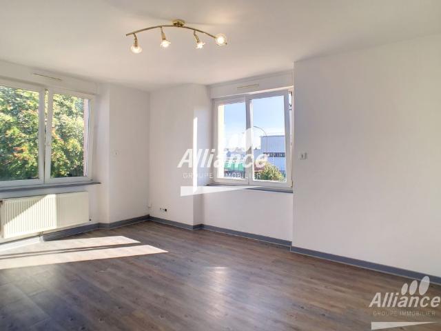 Location Appartement 4 pièces 73m² SOCHAUX 25600