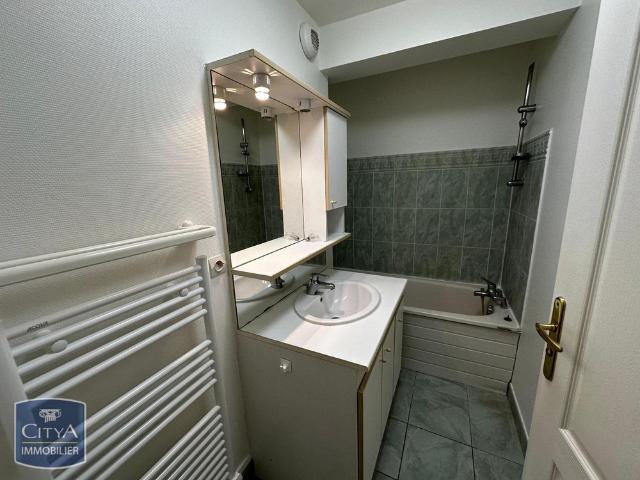 Location Appartement 4 pièces 73m² RAMBOUILLET 78120