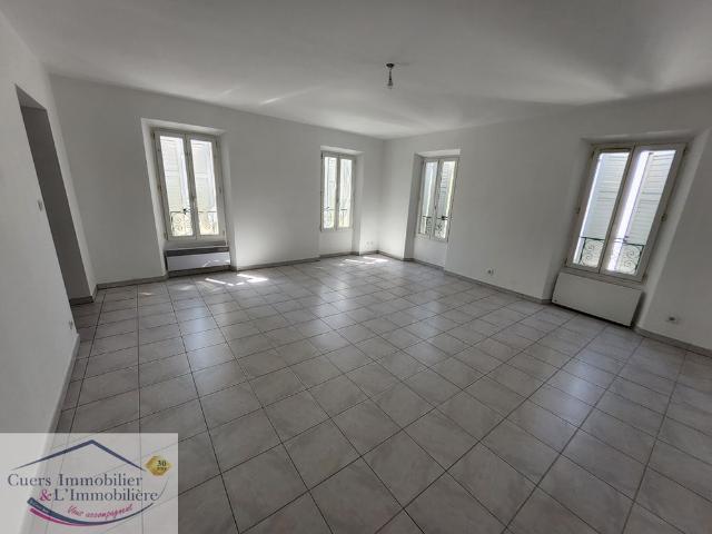 Location Appartement 4 pièces 73m² TOULON 83000