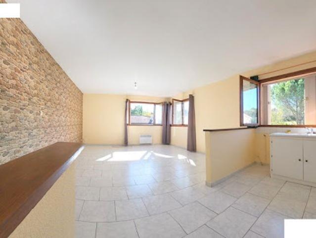 Location Appartement 4 pièces 70 m2 Beaumont de Lomagne
