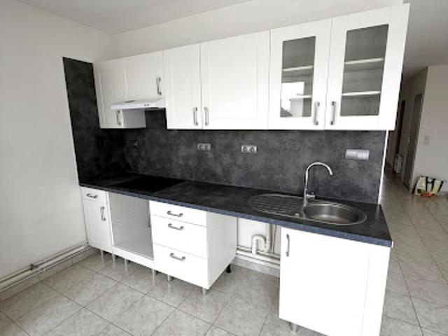 Location Appartement 4 pièces 70 m2 Reims