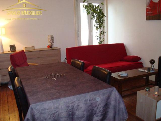 Location Appartement 4 pièces 70m² LA CLAYETTE 71800