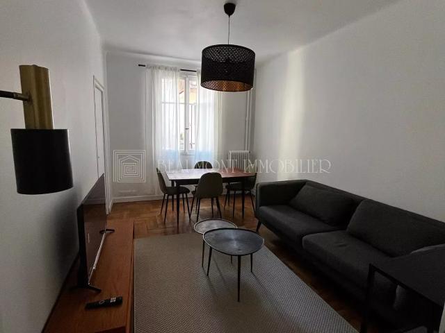 Location Appartement 4 pièces 70m² NICE 06300