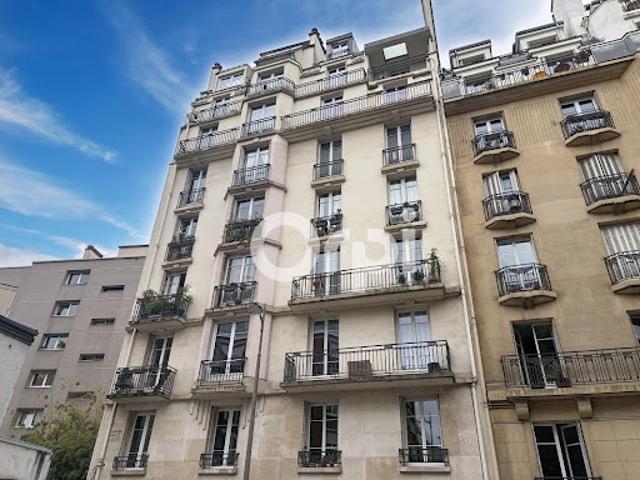 Location Appartement 4 pièces 71.78 m2 Paris 15ème