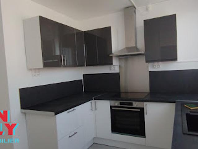 Location Appartement 4 pièces 71.37 m2 Chateaudun