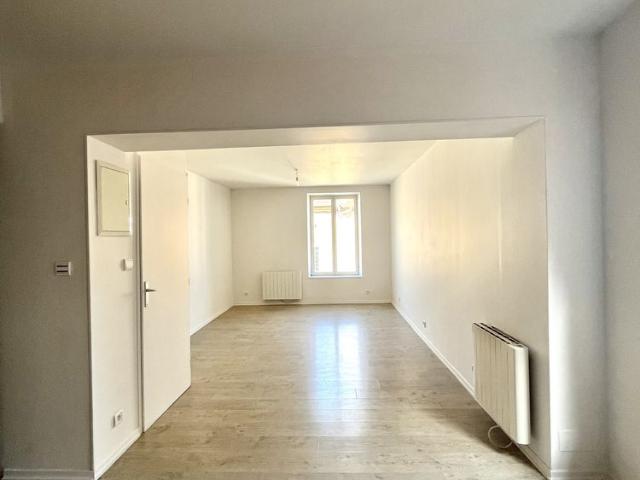 Location Appartement 4 pièces 71m² DIEULOUARD 54380