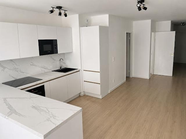 Location Appartement 4 pièces 72.1 m2 Gennevilliers