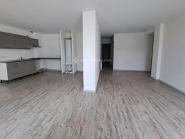 Location Appartement 4 pièces 72 m2 à Carmaux