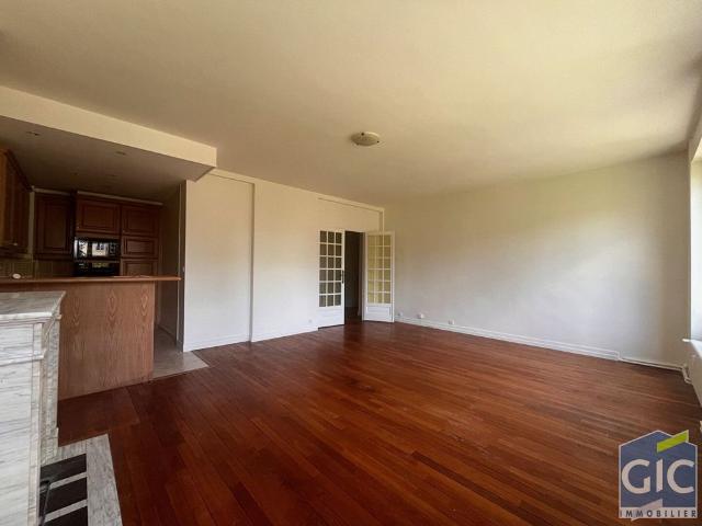 Location Appartement 4 pièces 72m²