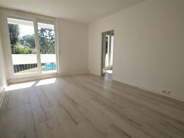 Location Appartement 4 pièces 72m² PONTAULT COMBAULT 77340