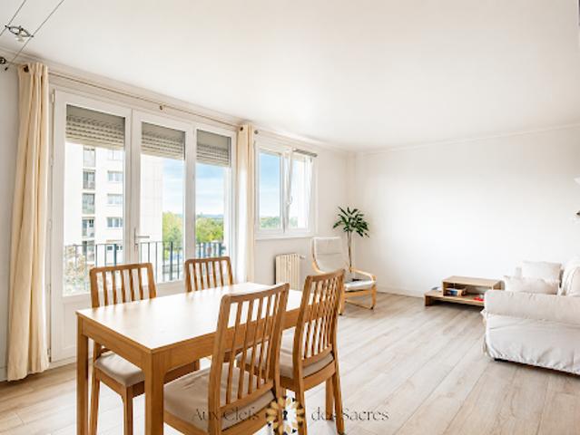 Location Appartement 4 pièces 77.42 m2 Reims