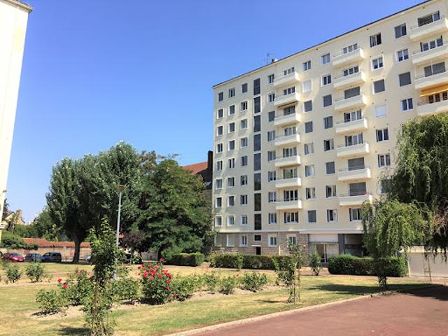 Location Appartement 4 pièces 77.96 m2 Troyes