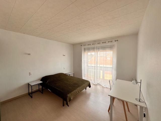 Appartement 4 pièces La Roche sur Yon 77.09m² 480€ à louer