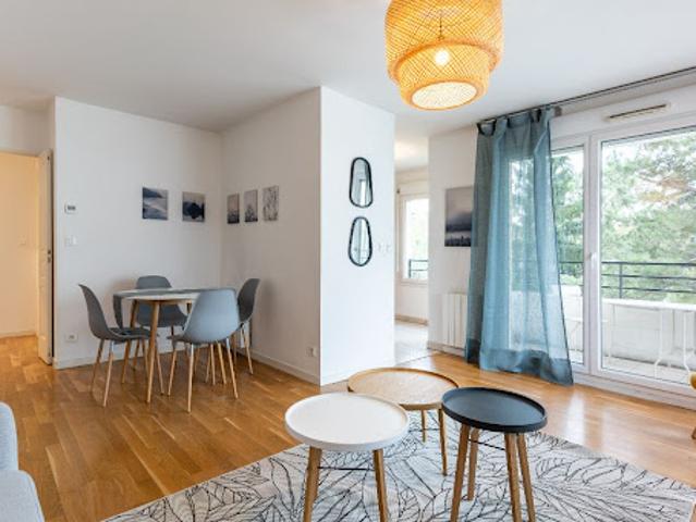 Location Appartement 4 pièces 77.3 m2 Saint Genis Laval