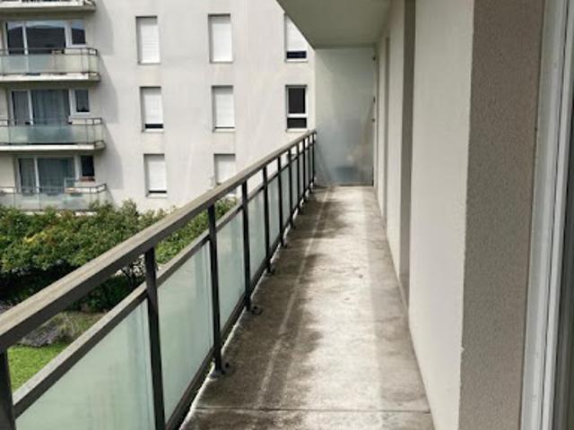 Location Appartement 4 pièces 77 m2 Cergy