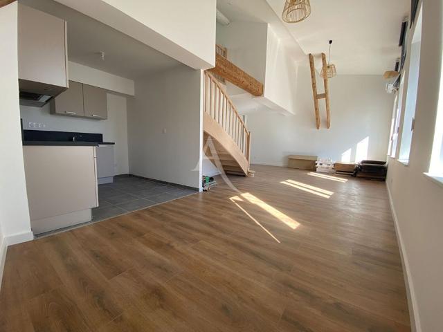 Location Appartement 4 pièces 77m²