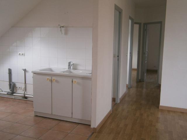 Location Appartement 4 pièces 77m² MORET SUR LOING 77250