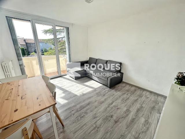 Location Appartement 4 pièces 74.43 m2 Millau