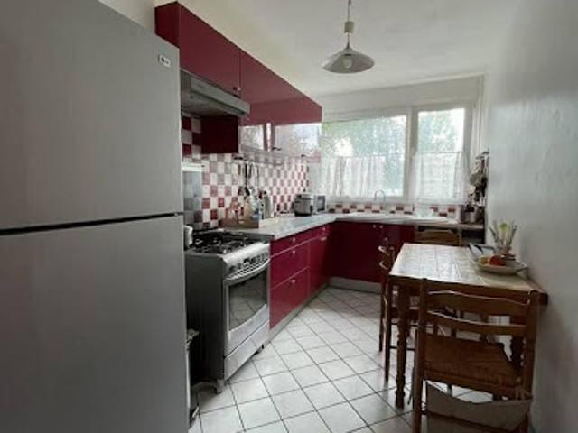 Location Appartement 4 pièces 74 m2 Antony