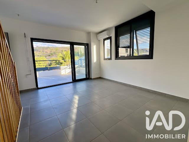 Location Appartement 4 pièces 74 m2 Saint paul