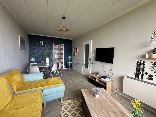 Location Appartement 4 pièces 74m²
