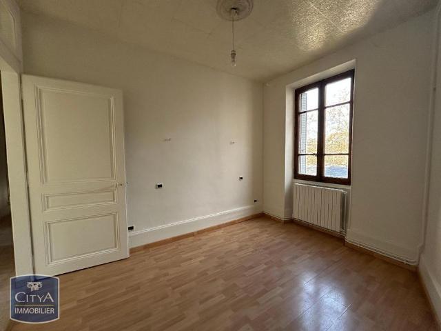 Location Appartement 4 pièces 74m² CHAMBERY 73000