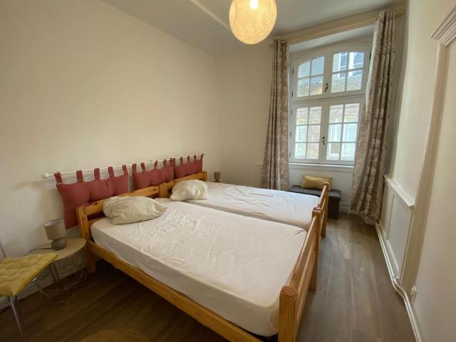 Location Appartement 4 pièces 74m² DINAN 22100