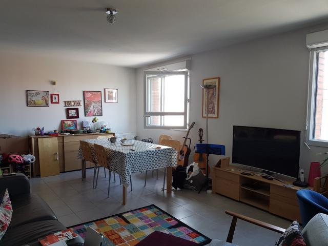 Location Appartement 4 pièces 74m² LILLE 59260