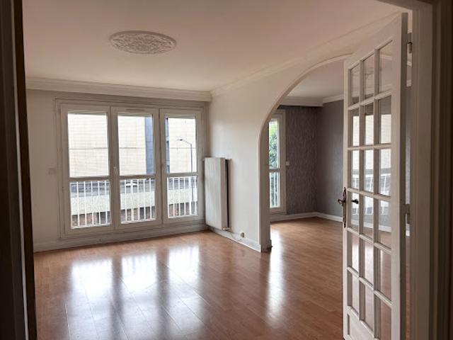 Location Appartement 4 pièces 75.43 m2 Malakoff