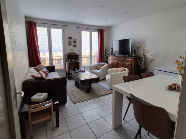 Location appartement 4 pièces, 75.62m², Évreux
