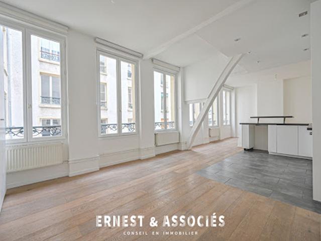 Location Appartement 4 pièces 75.87 m2 Paris 10ème