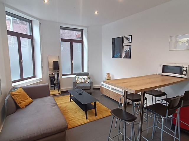 Location appartement 4 pièces, 75.85m², Roubaix